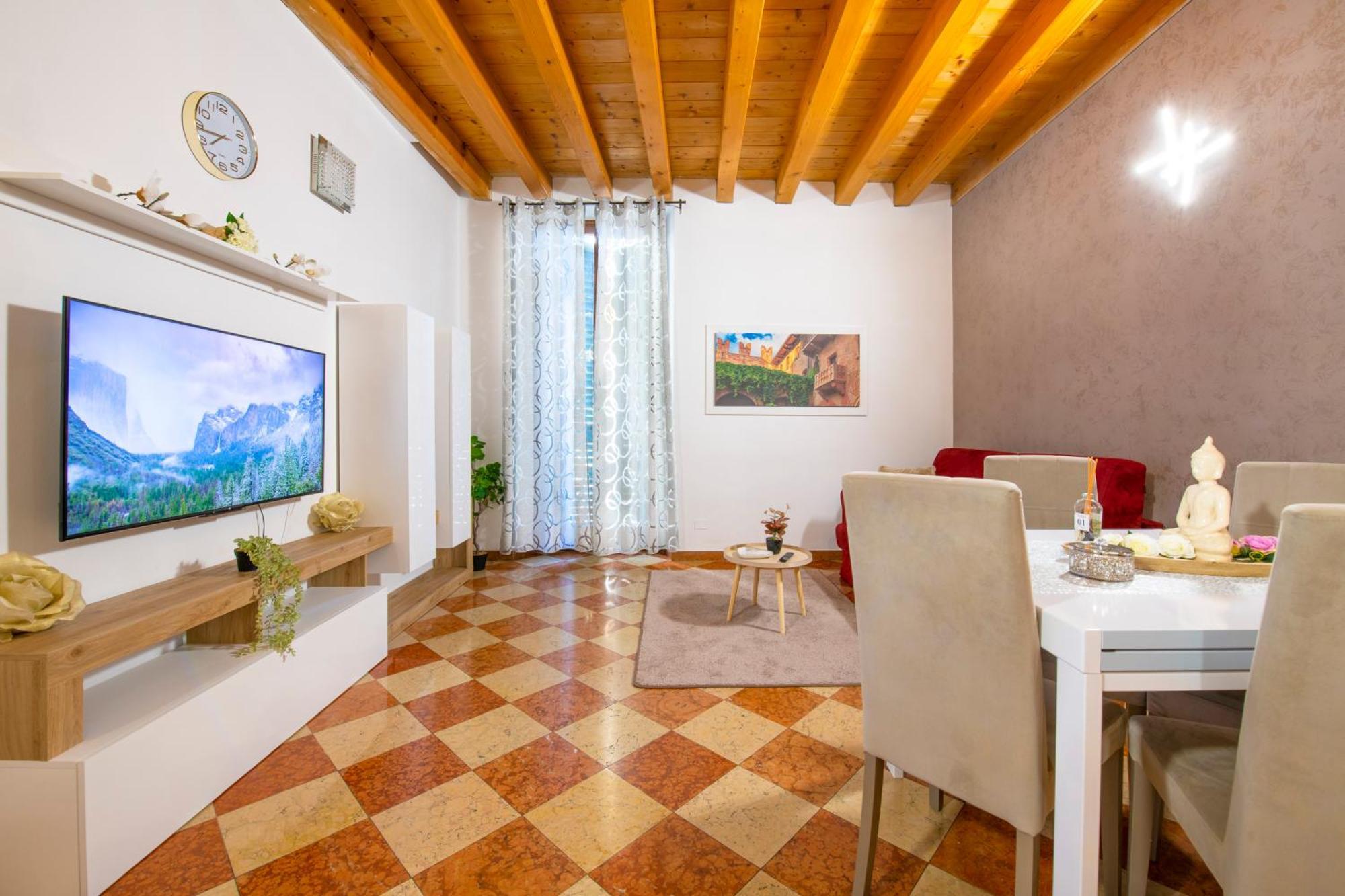 Palace Home Mazzini Vérone Extérieur photo