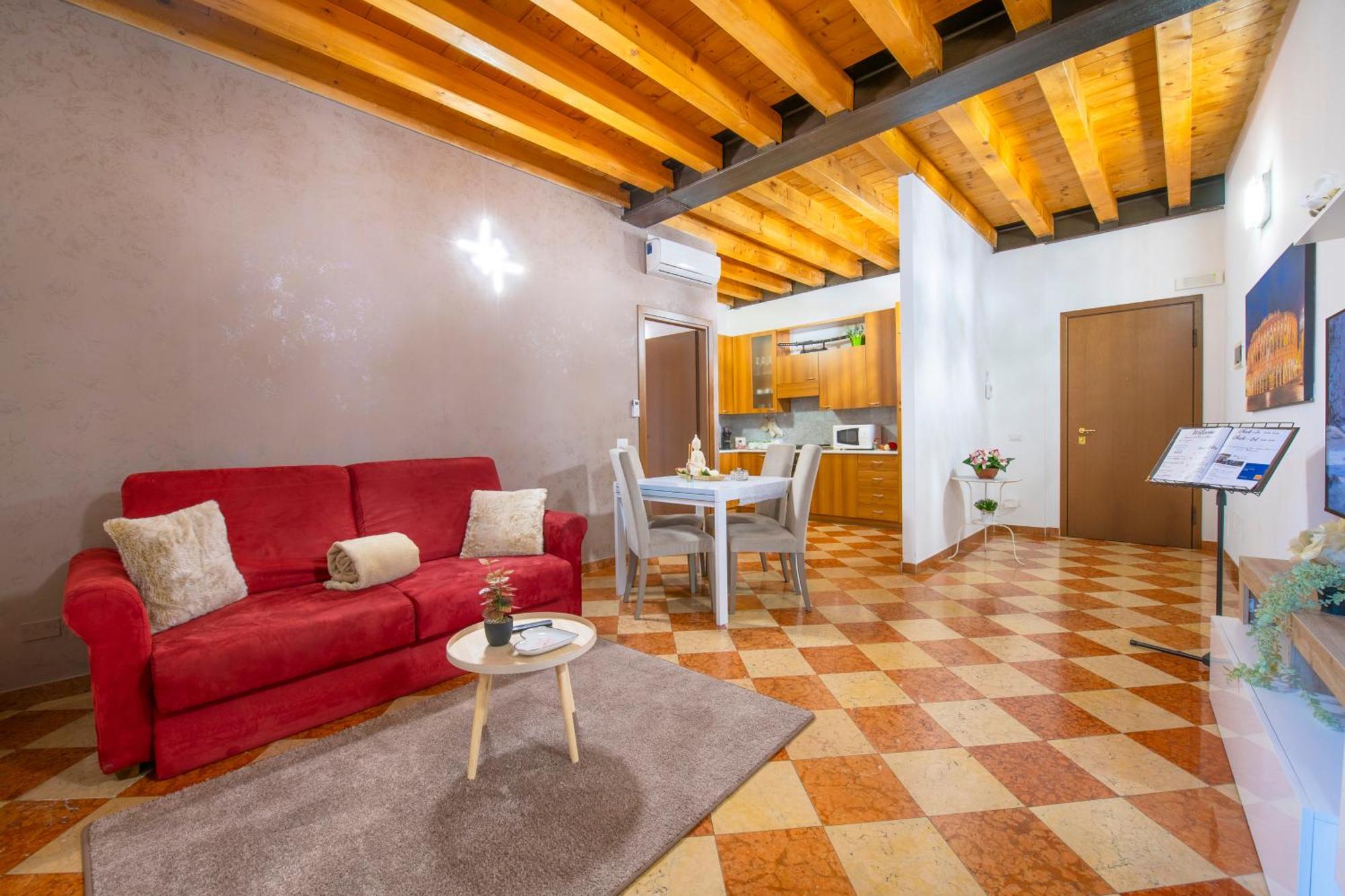 Palace Home Mazzini Vérone Extérieur photo