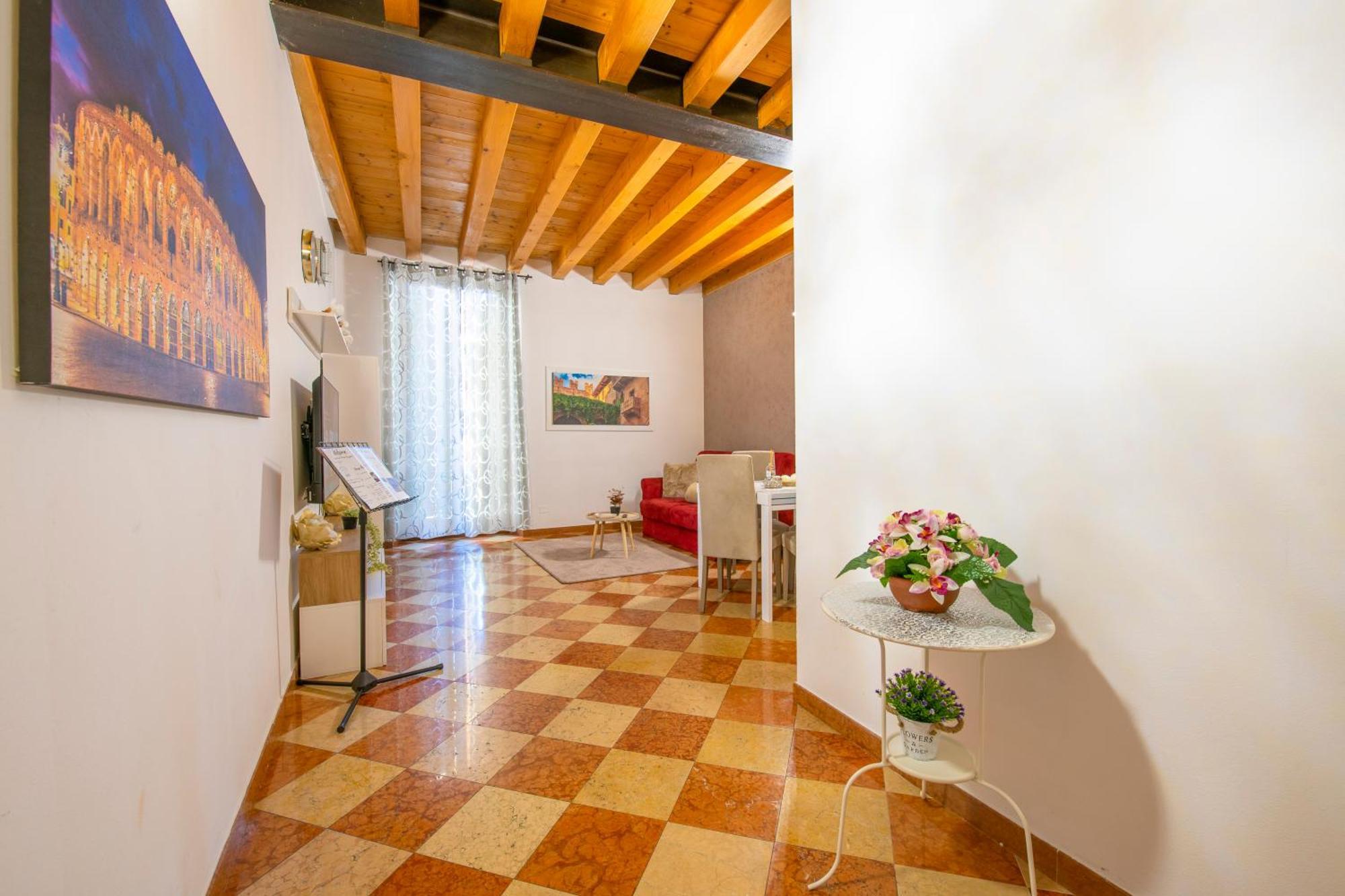 Palace Home Mazzini Vérone Extérieur photo
